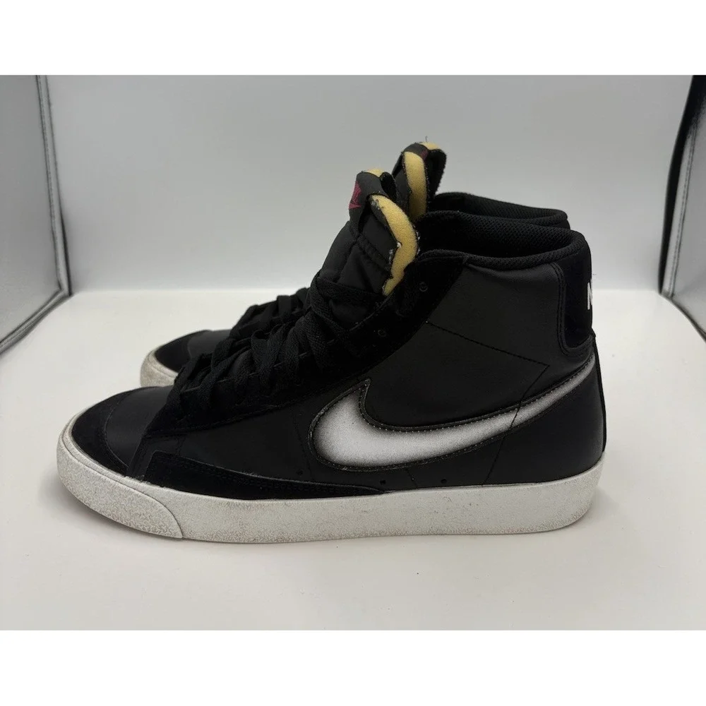 Nike Mens‎ Blazer Mid '77 Sneakers Air Brush Black 9.5 FD6924-001 - Picture 4 of 9